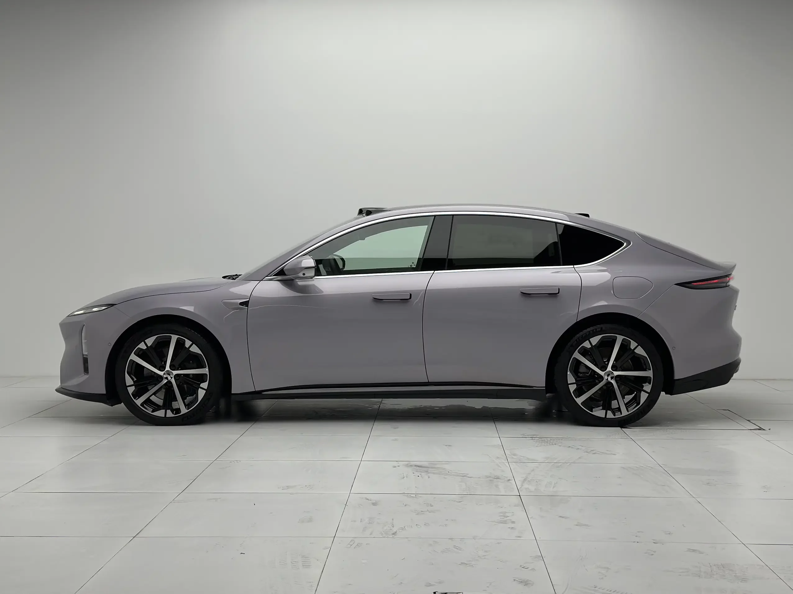 NIO ET5