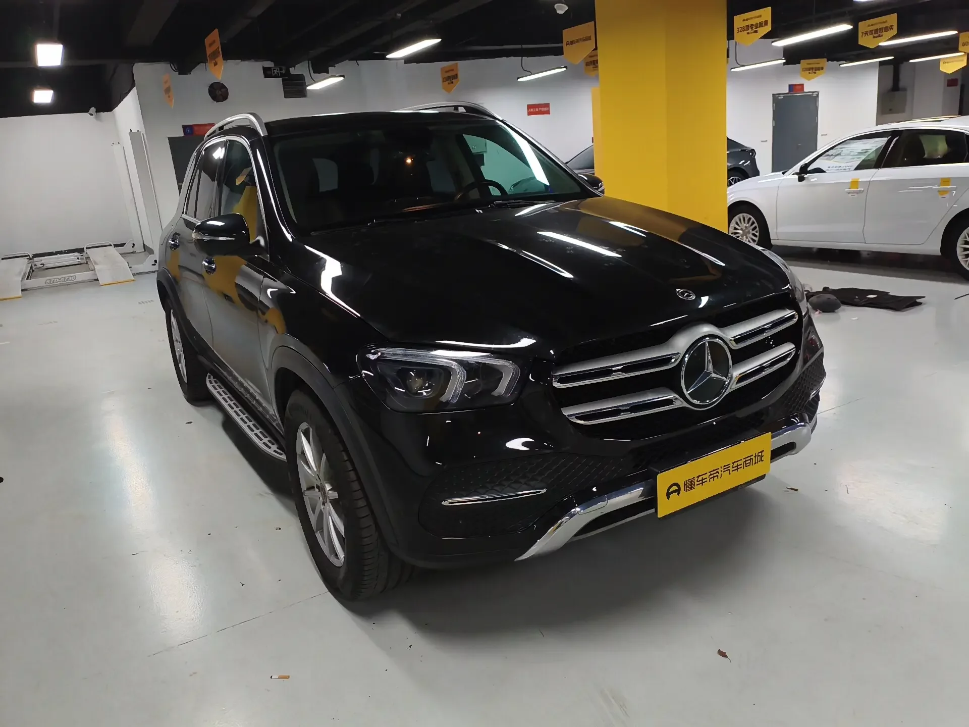 Mercedes-Benz GLE (Imported)
