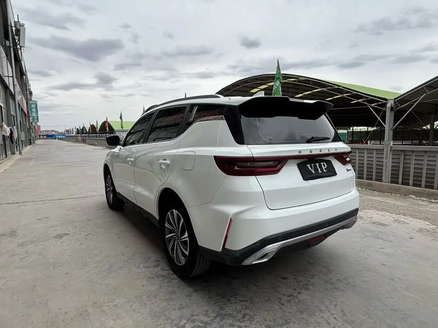 Geely Vision X6