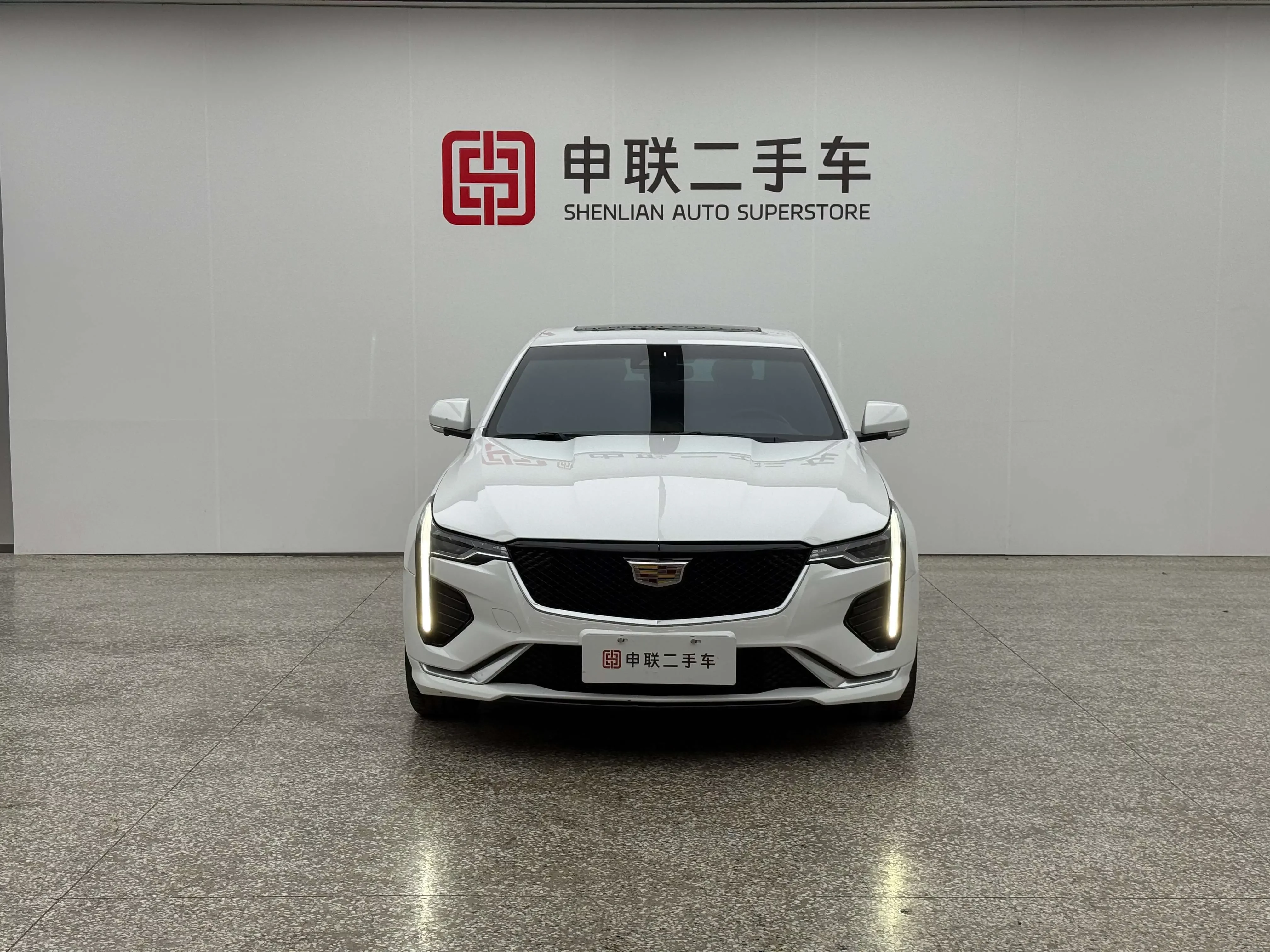 Cadillac CT4