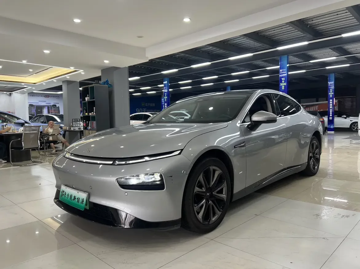 Xpeng P7