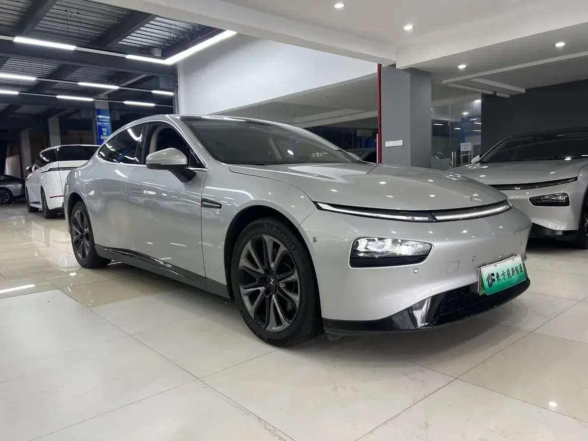 Xpeng P7