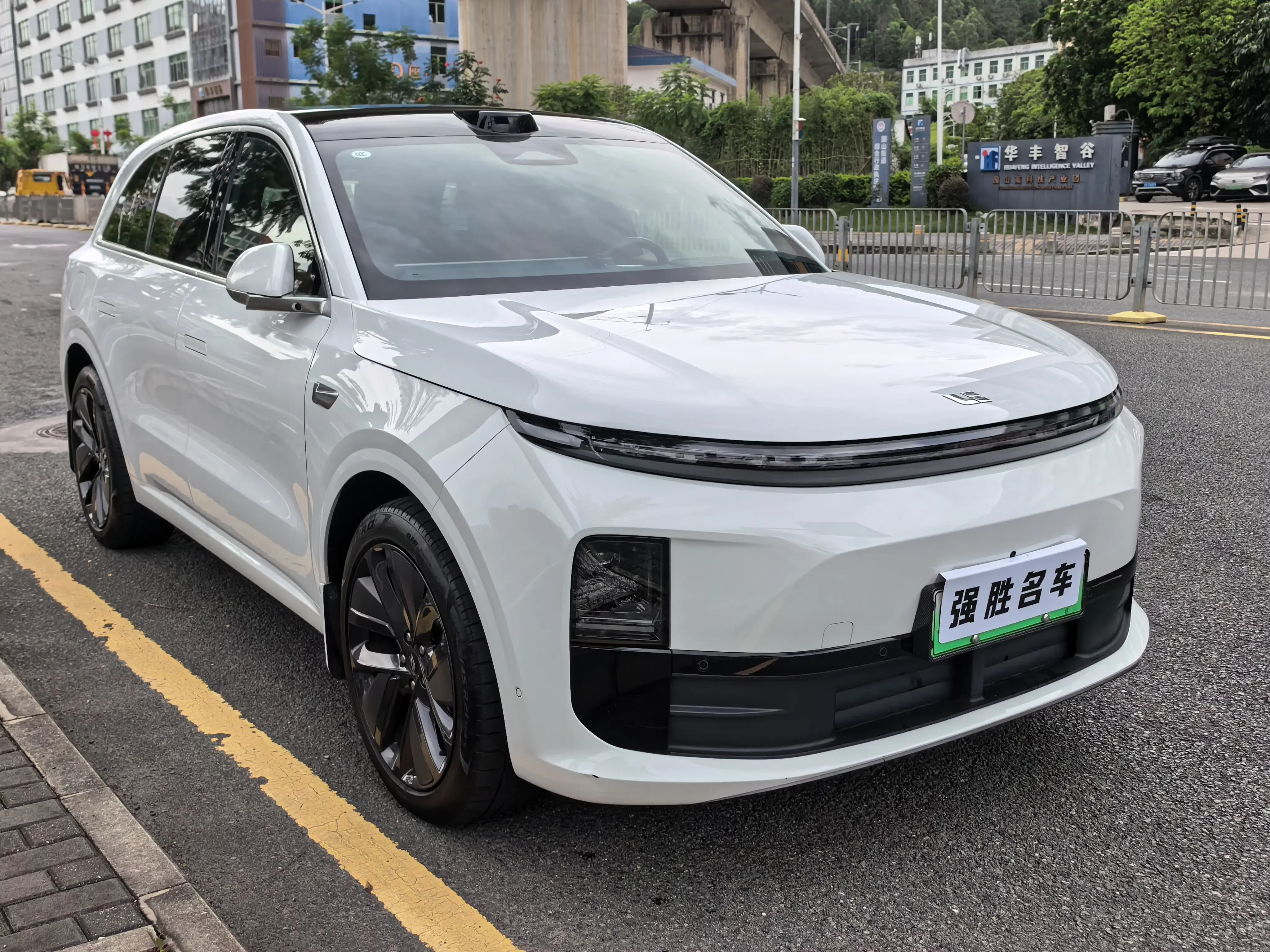 Lixiang L6
