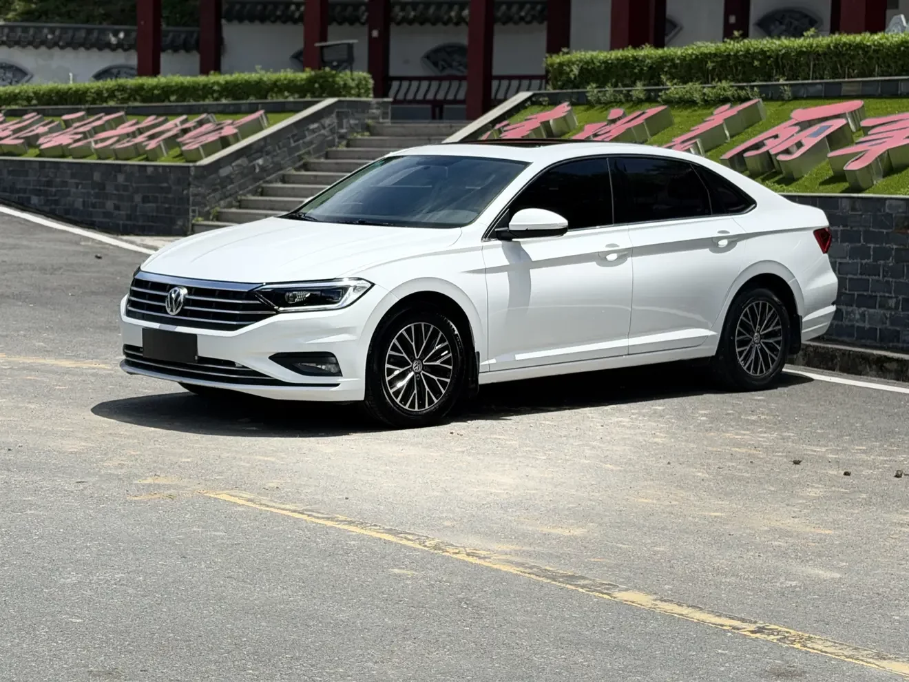 Volkswagen Sagitar