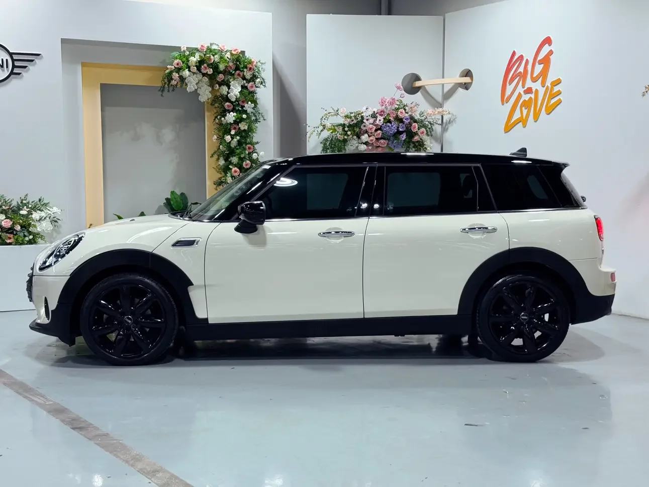 MINI CLUBMAN