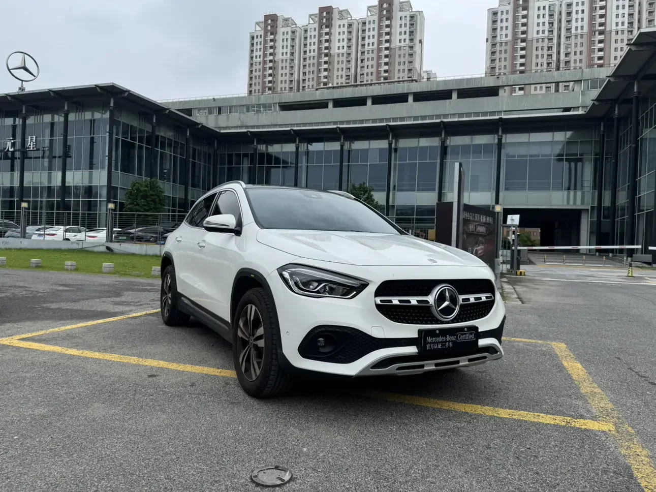 Mercedes-Benz GLA