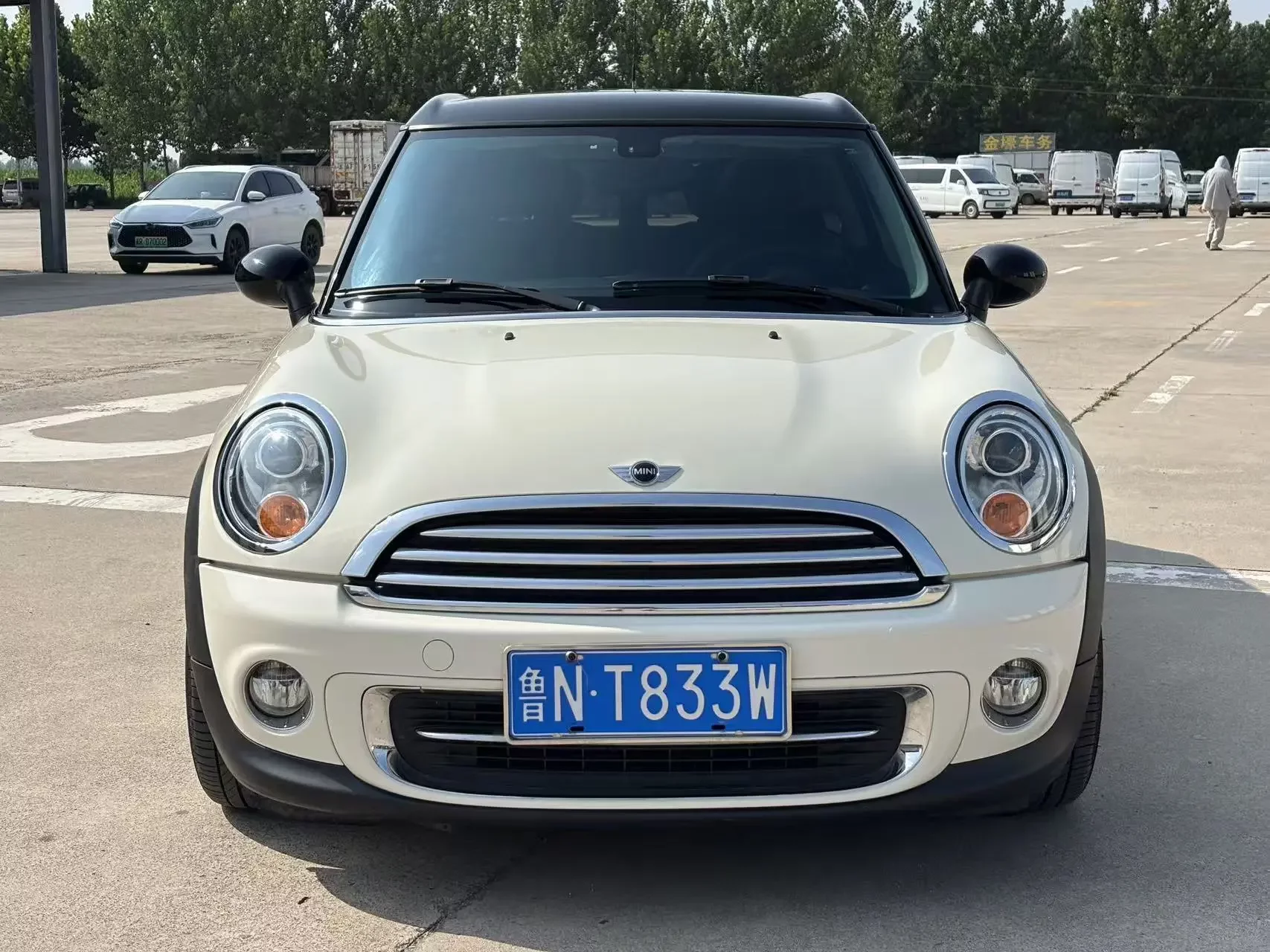 MINI CLUBMAN