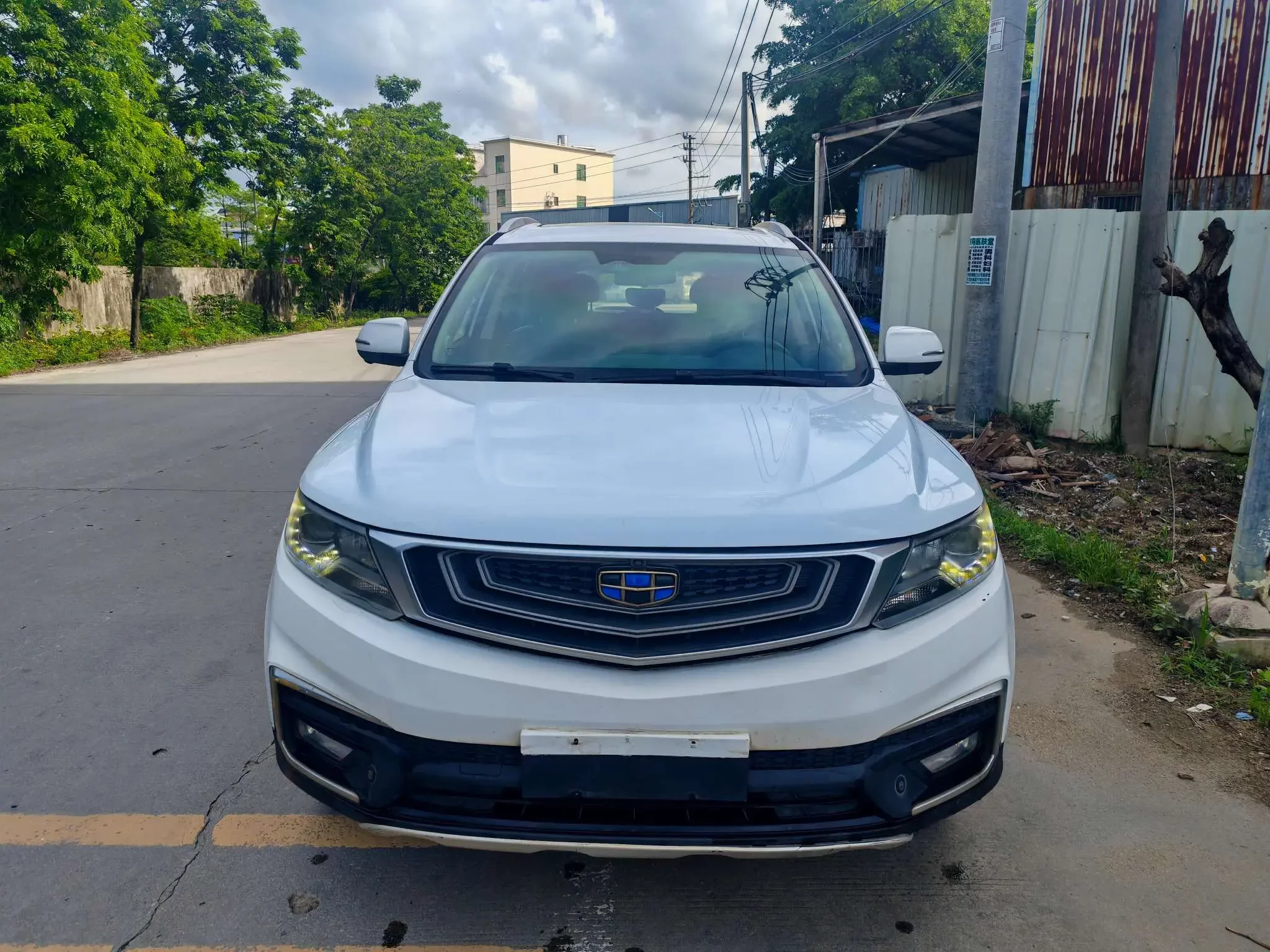 Geely Vision X6