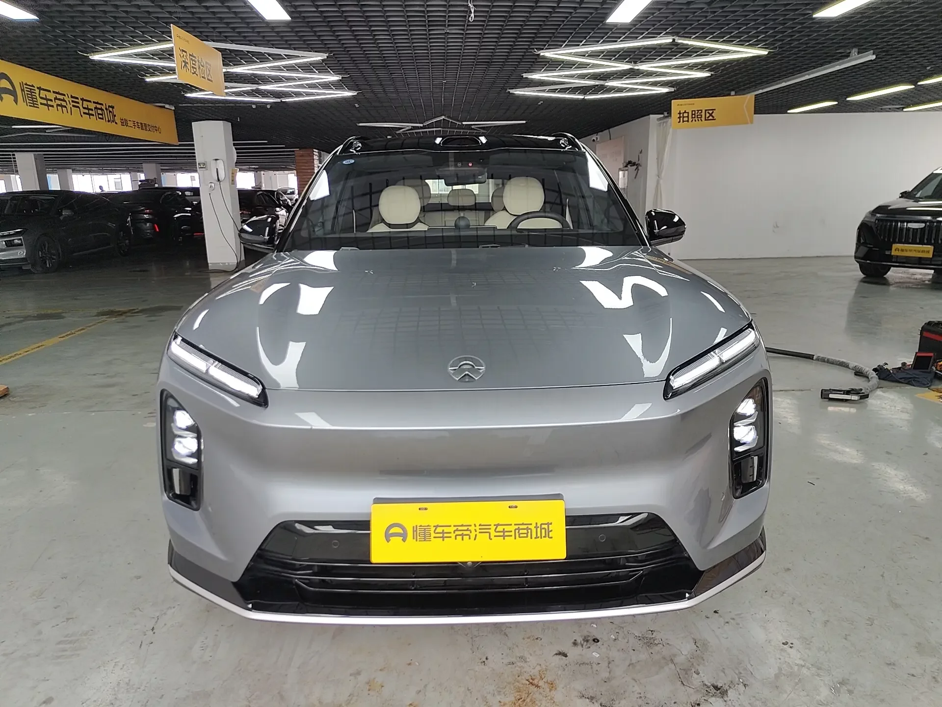 NIO ES6