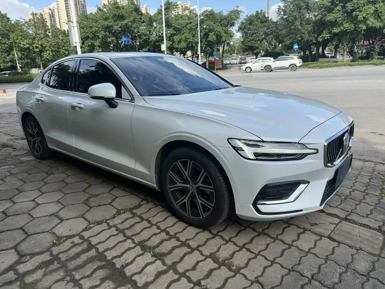 Volvo S60