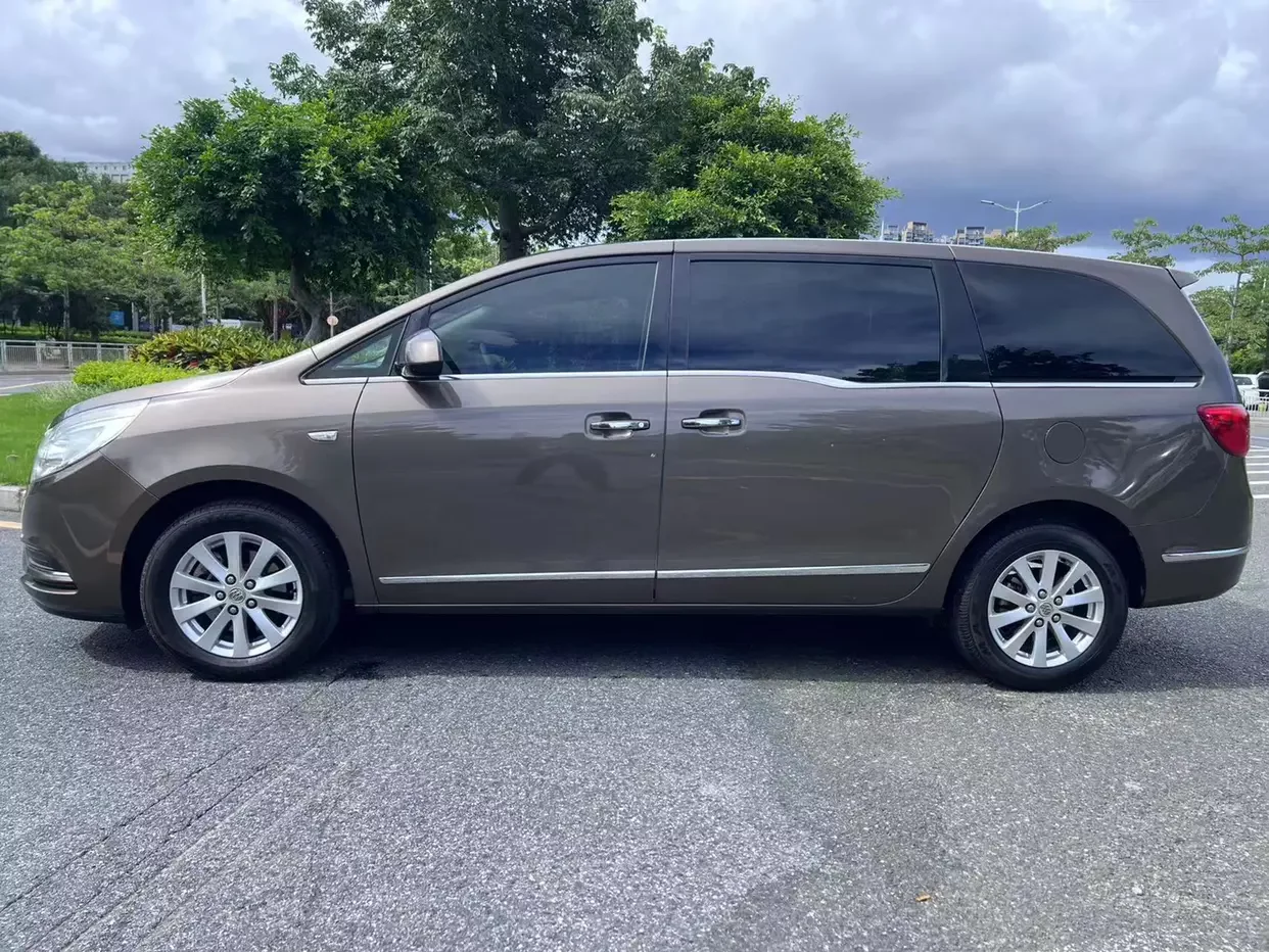 Buick GL8