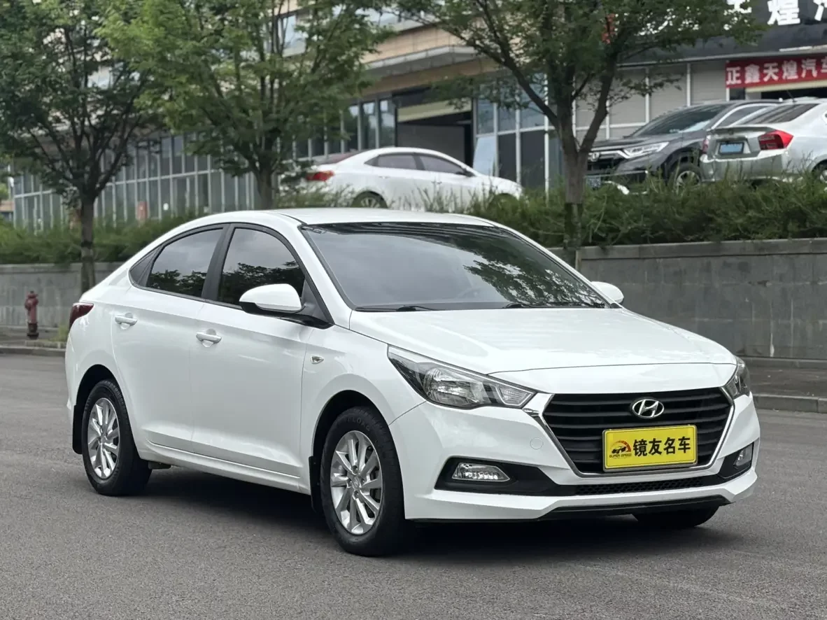 Hyundai Accept