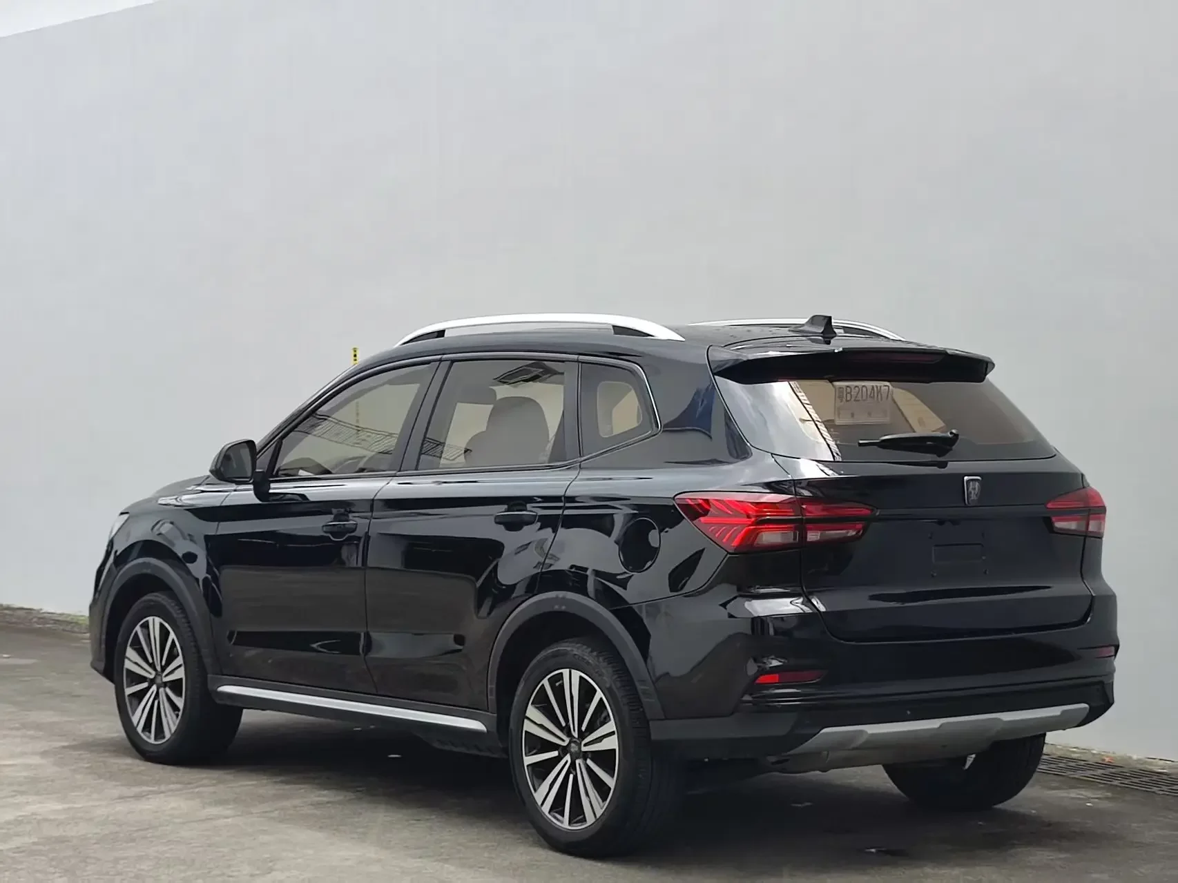 Roewe eRX5