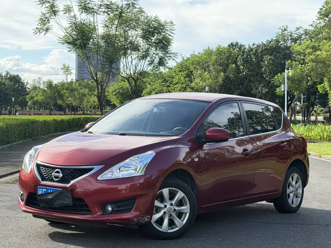 Nissan Tiida