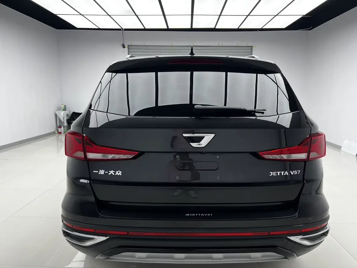 Jetta VS7