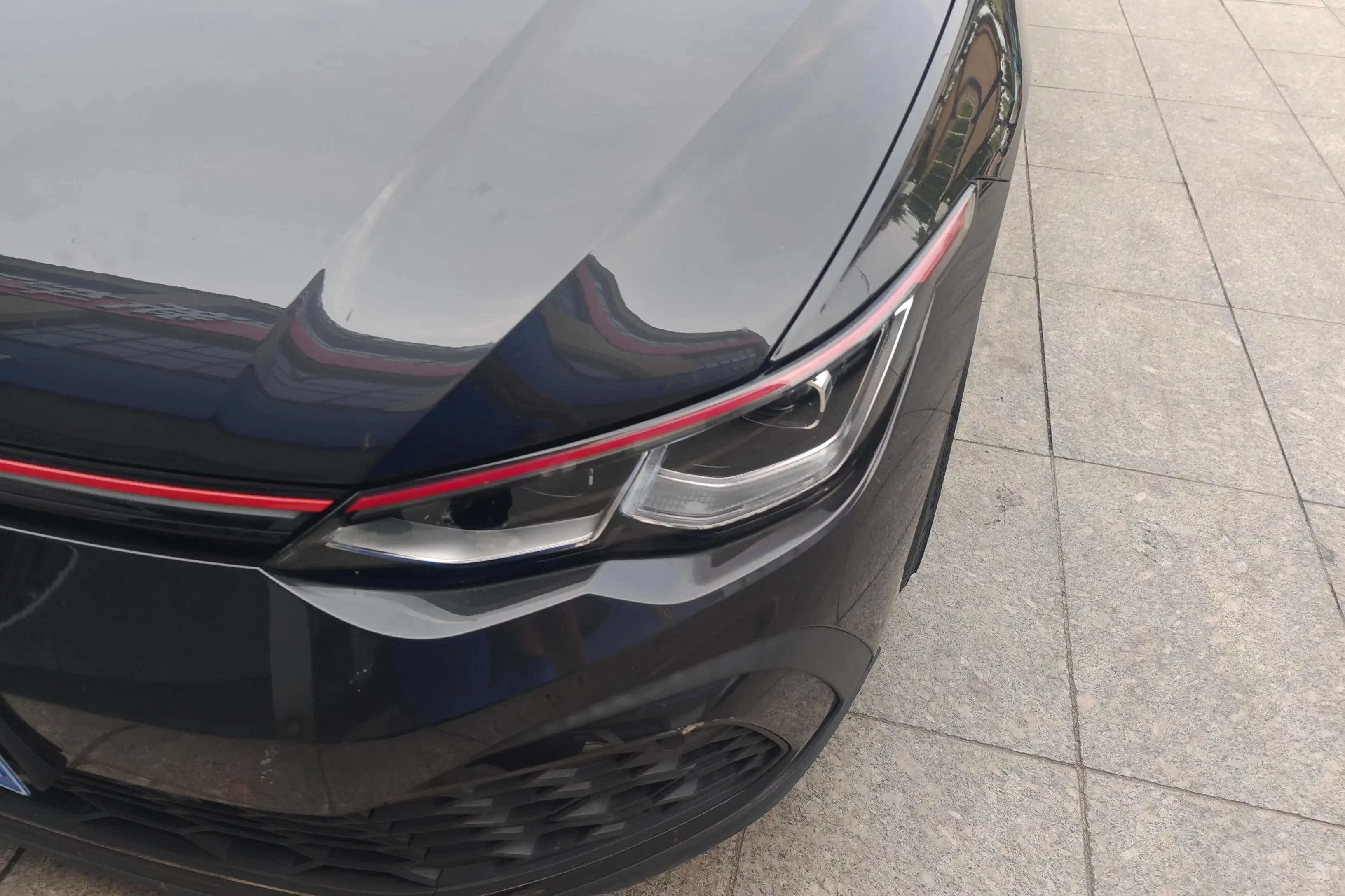 Volkswagen Golf GTI
