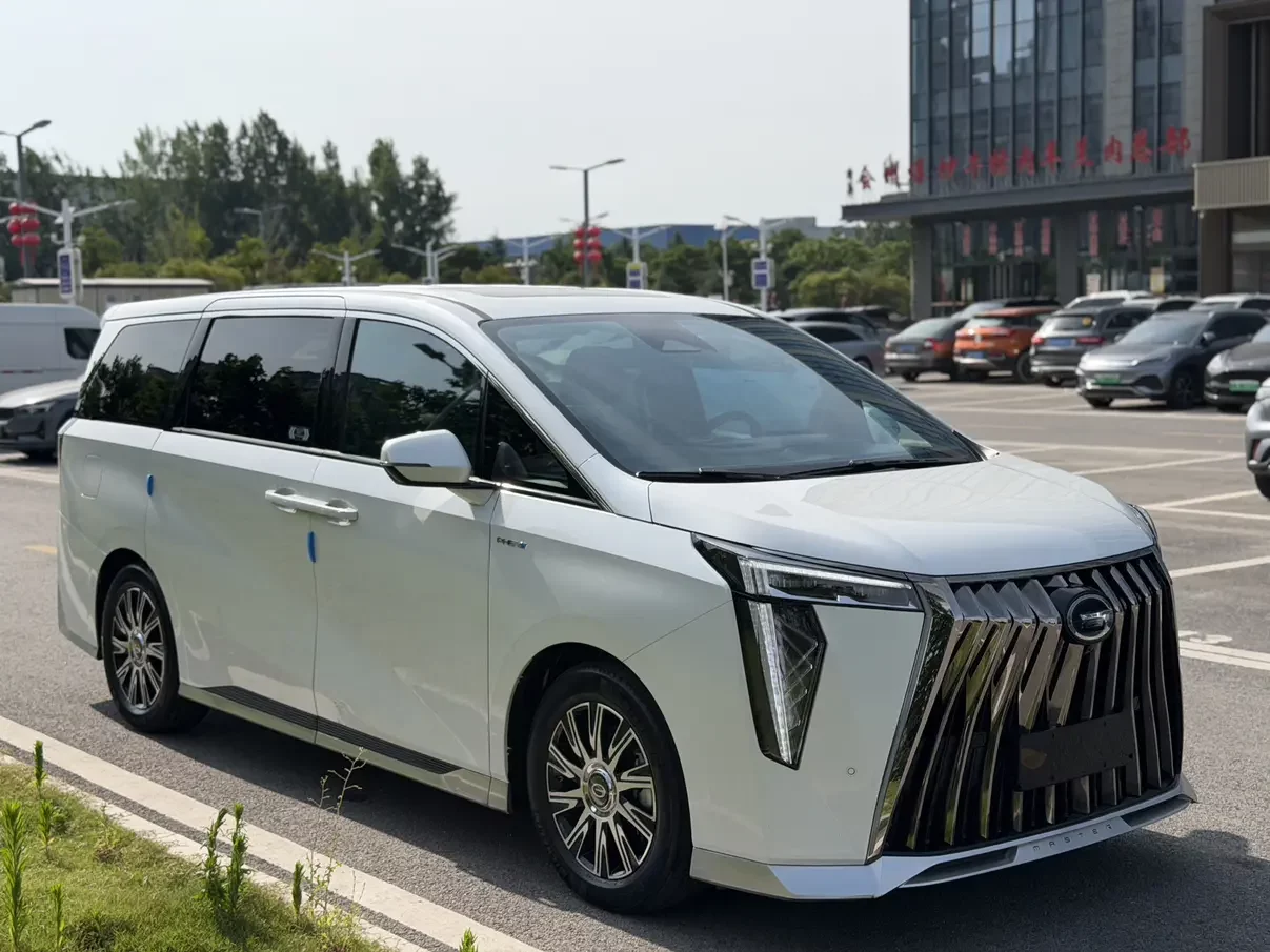 GAC Trumpchi E9 PHEV