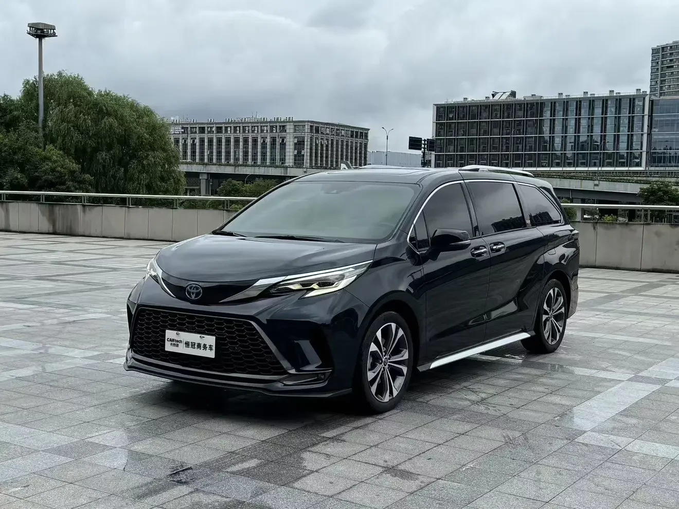 Toyota Granvia