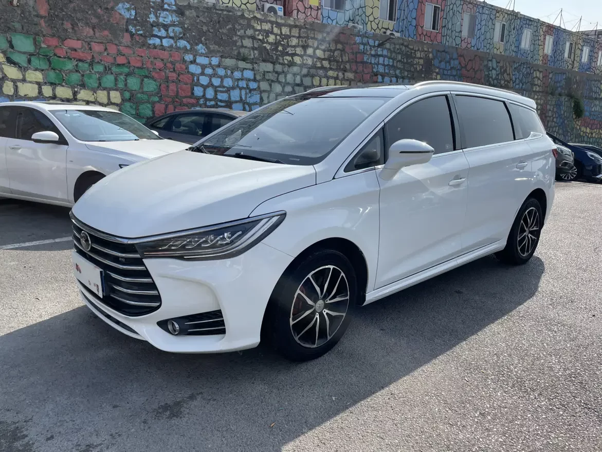 BYD Song MAX