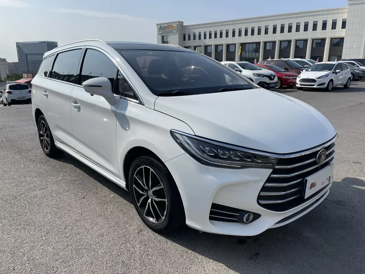 BYD Song MAX