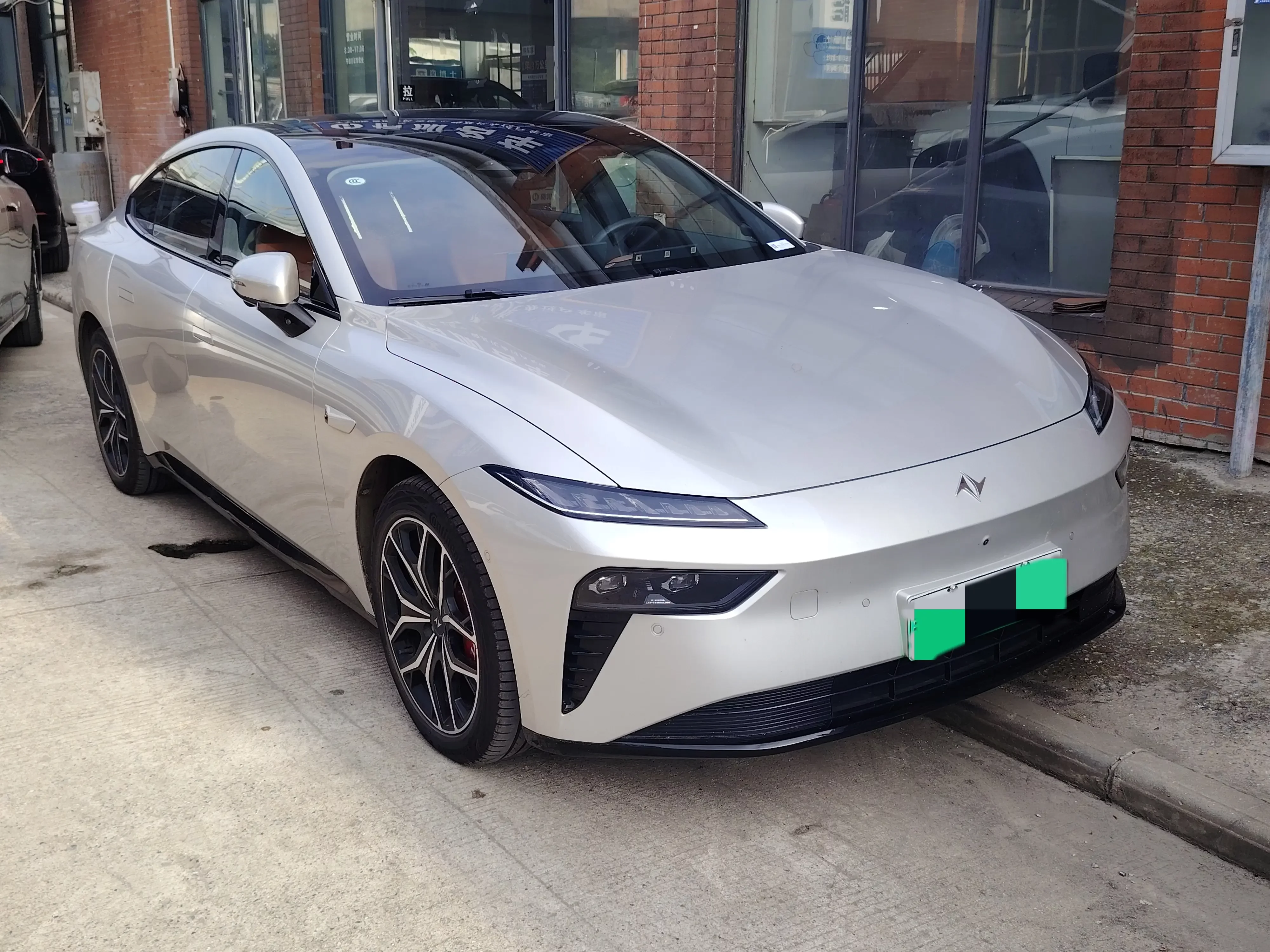 Dongfeng Yipai 007