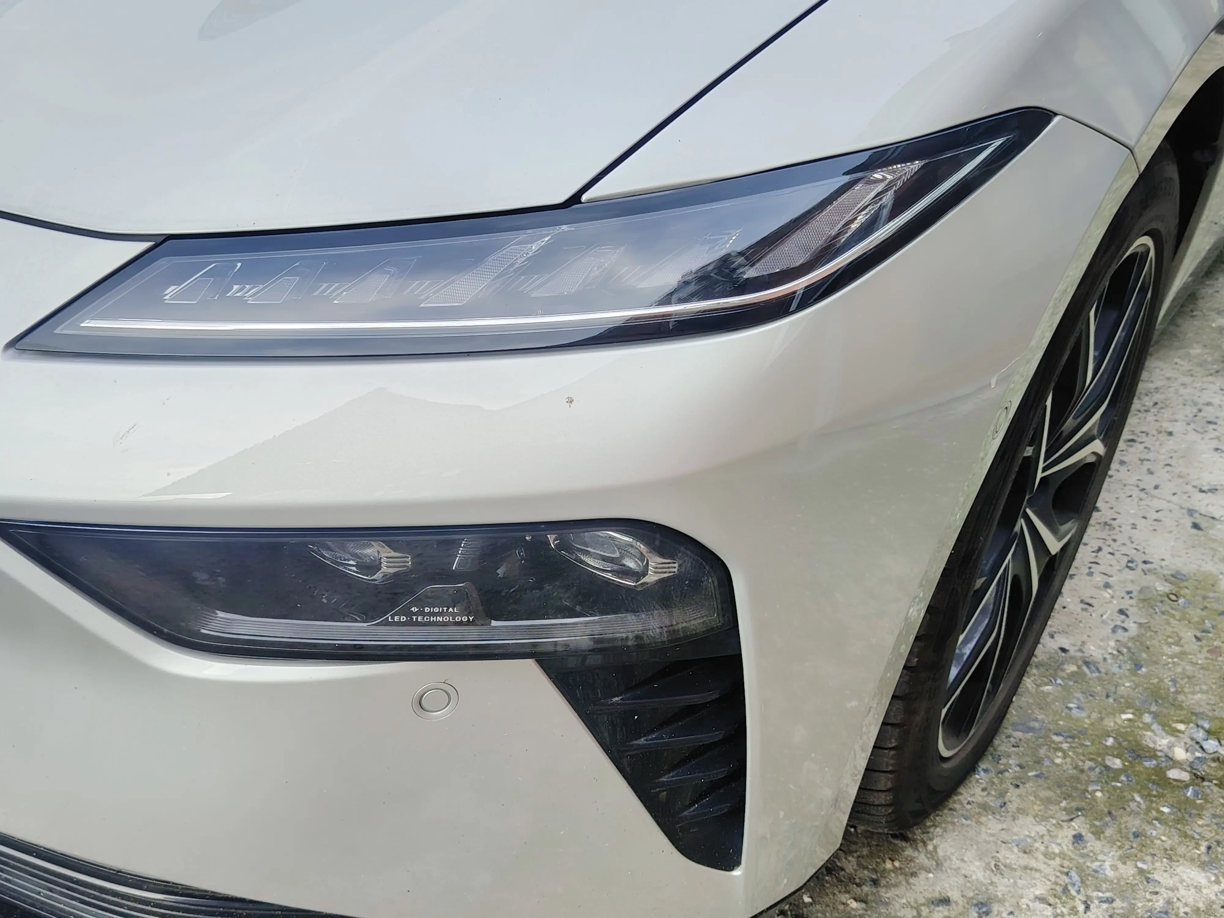 Dongfeng Yipai 007