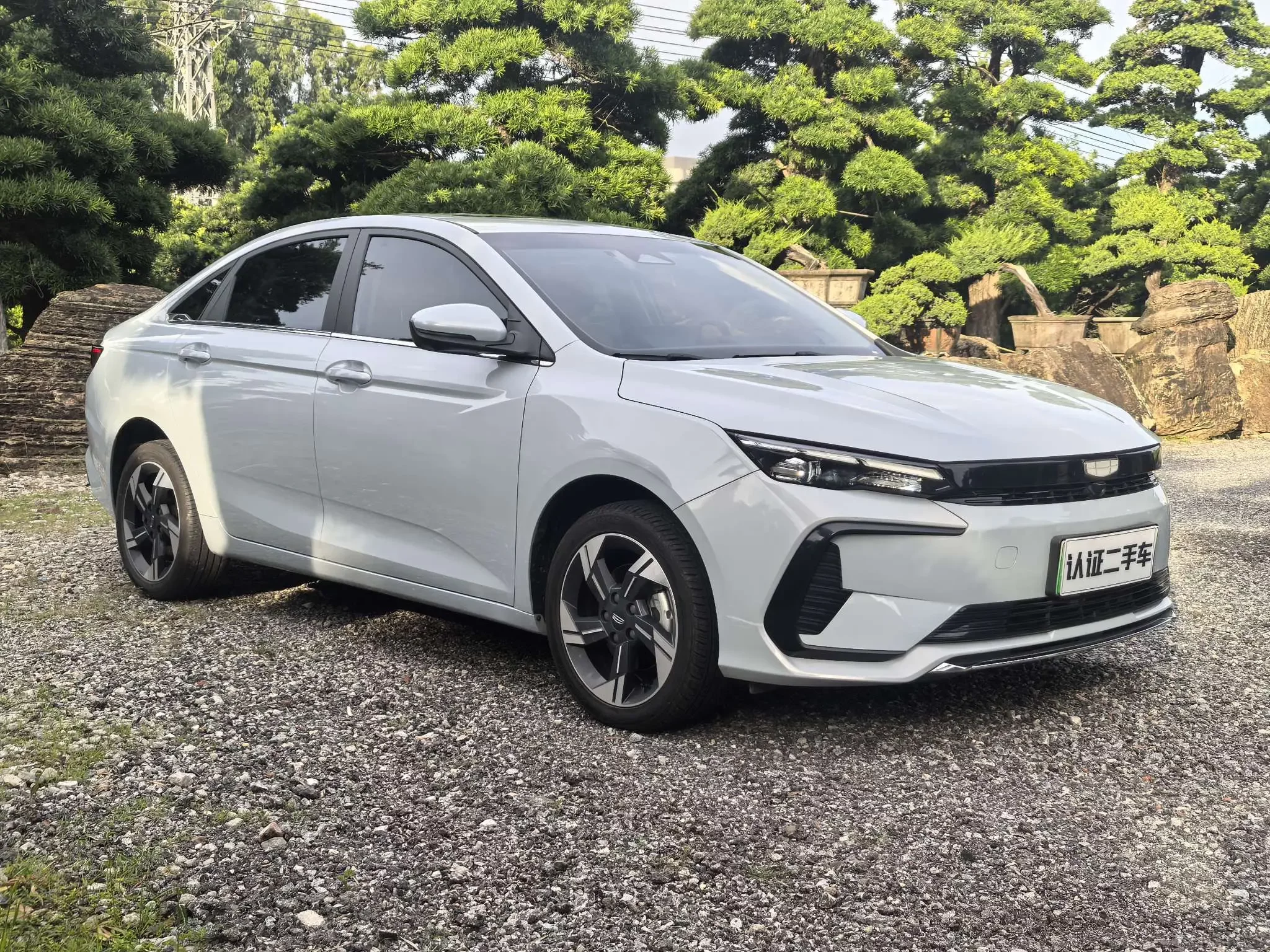Geely Emgrand L HiP