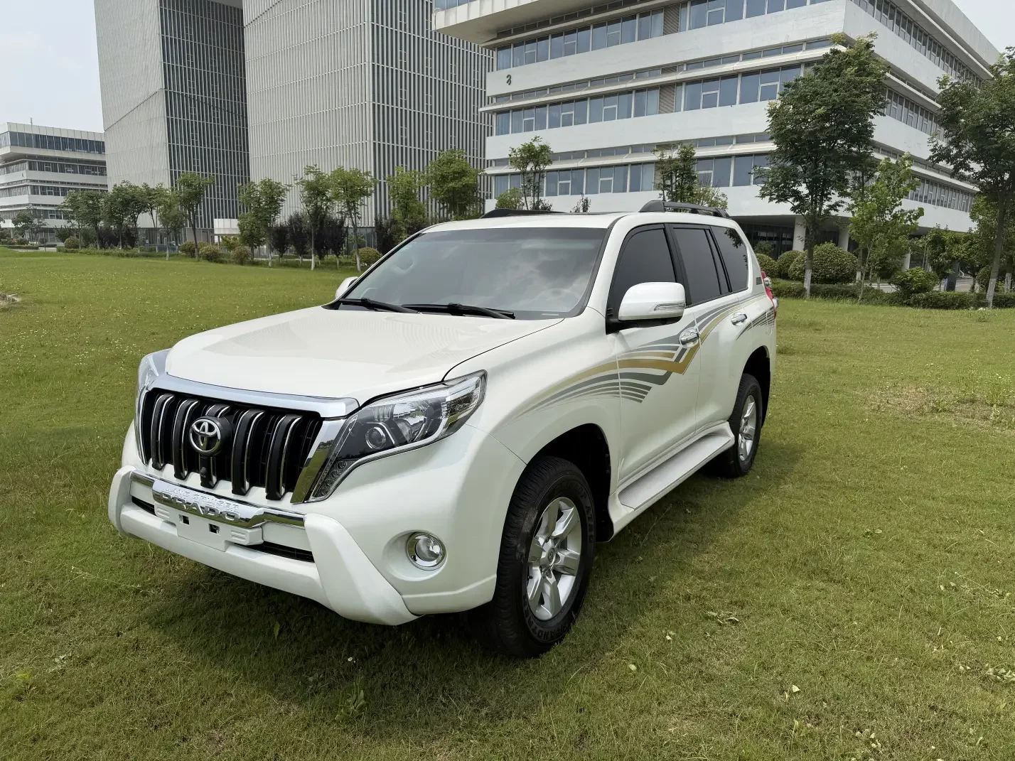 Toyota prado