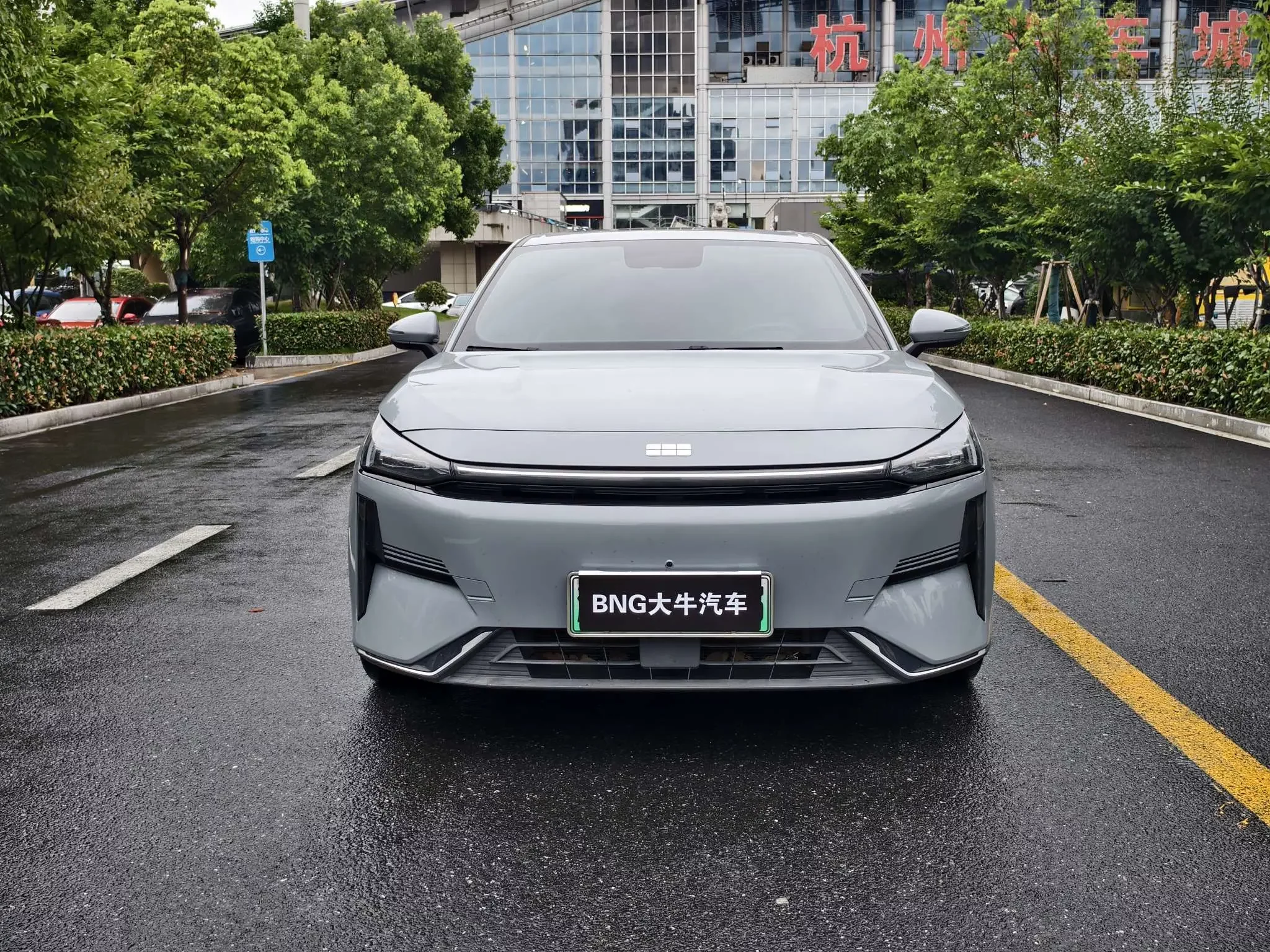 Geely Galaxy L6