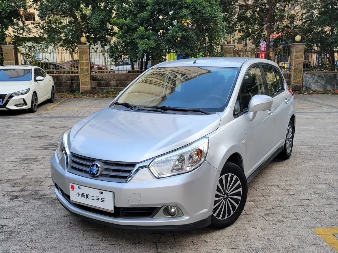 Kai Chen Venucia R50