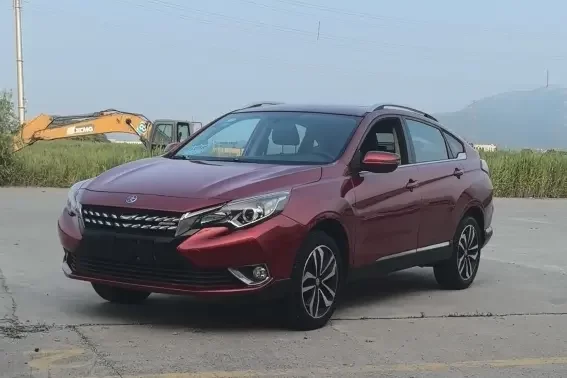 Kai Chen Venucia T90