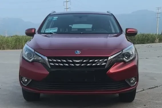 Kai Chen Venucia T90