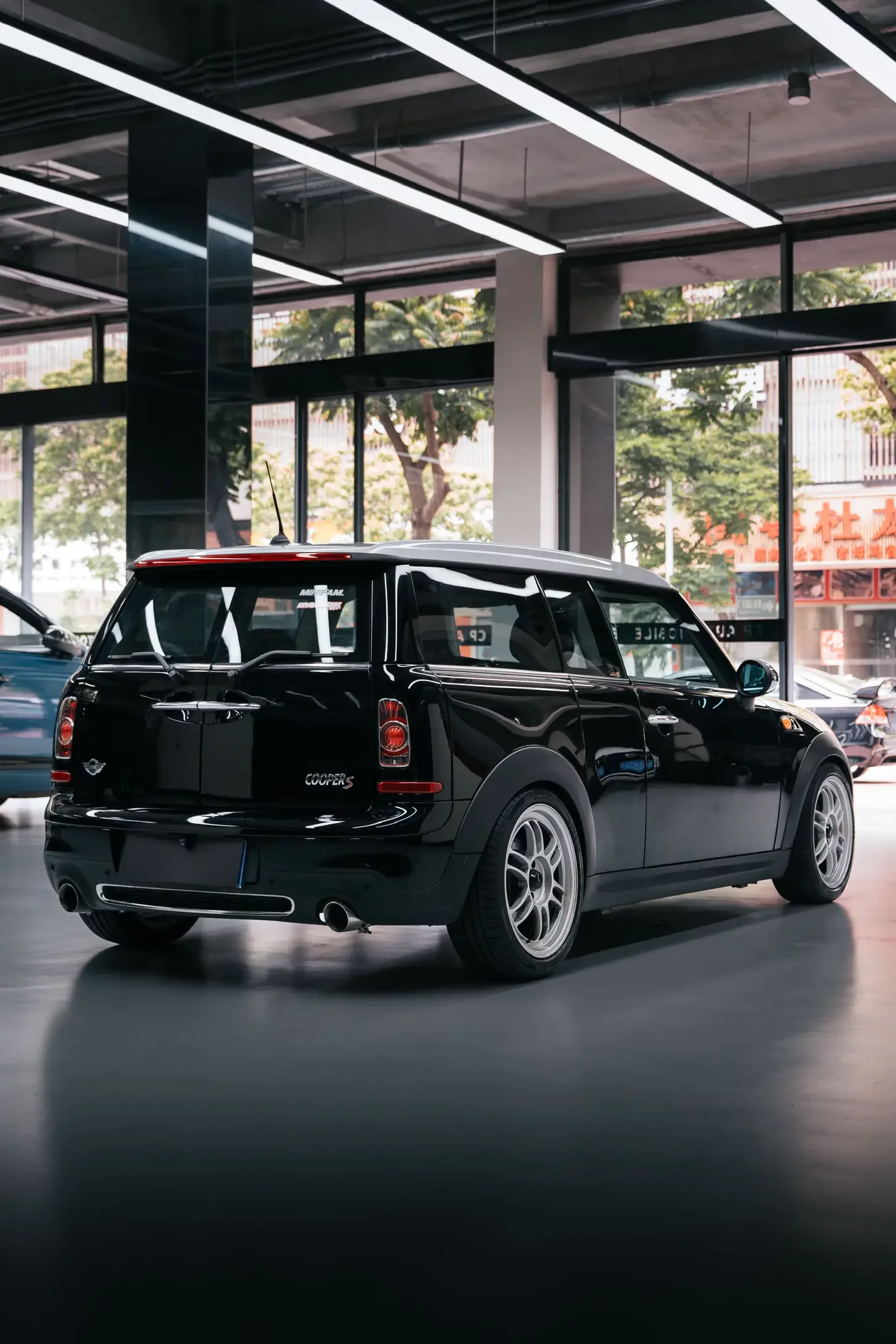 MINI CLUBMAN