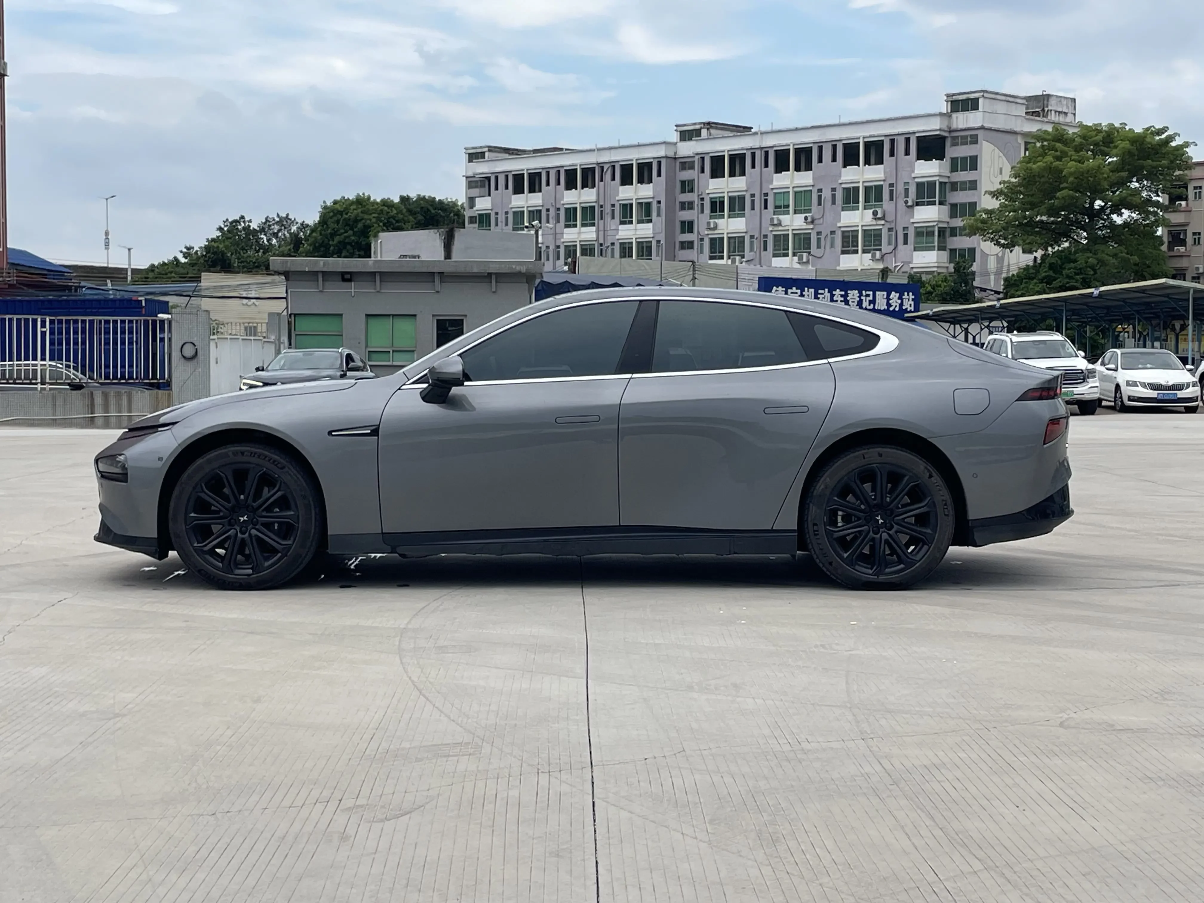 Xpeng P7