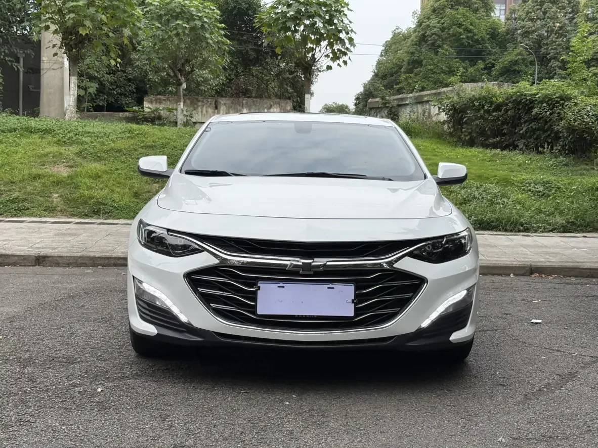 Chevrolet Malibu XL