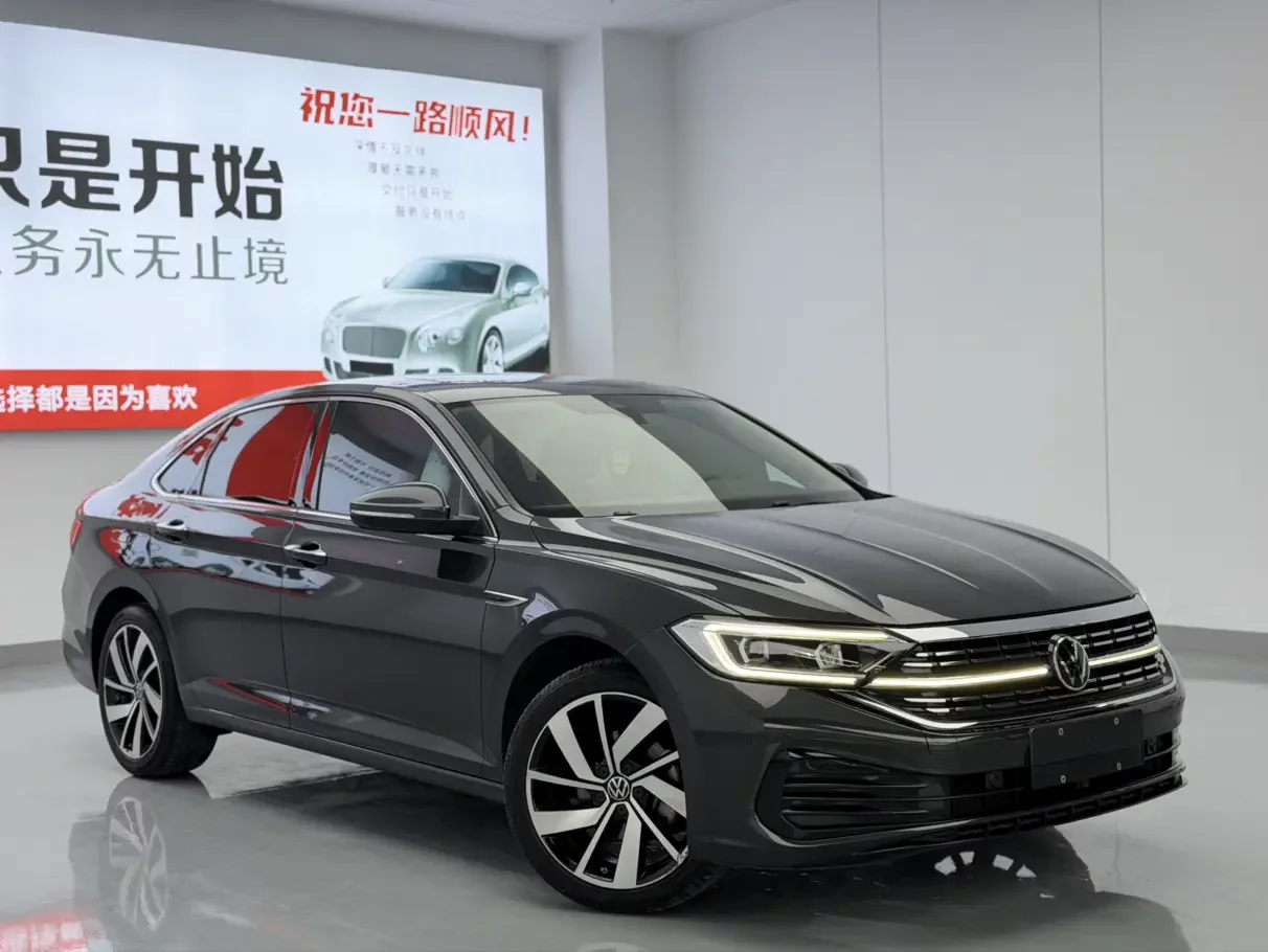 Volkswagen Sagitar