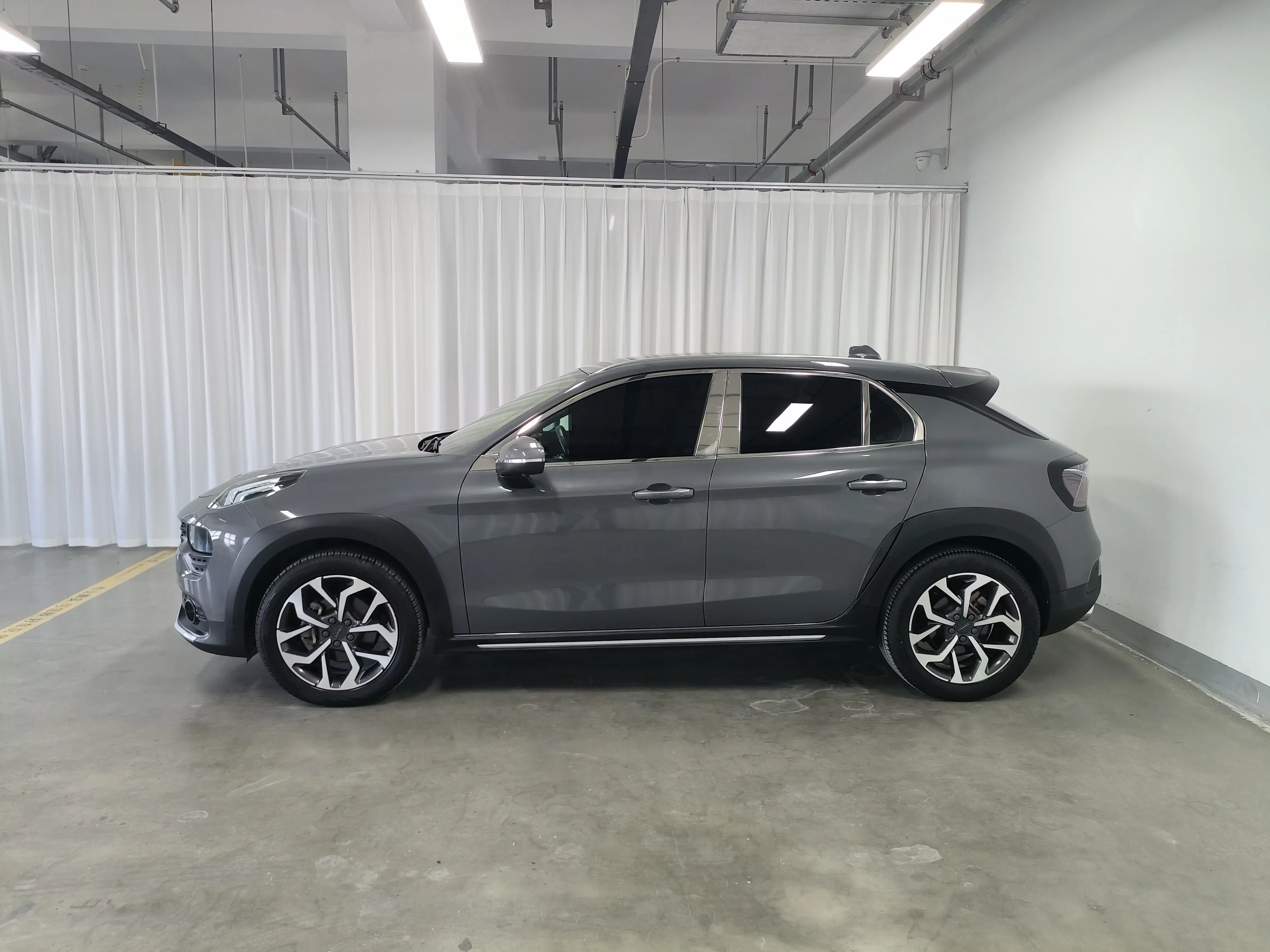 Lynk & Co 02