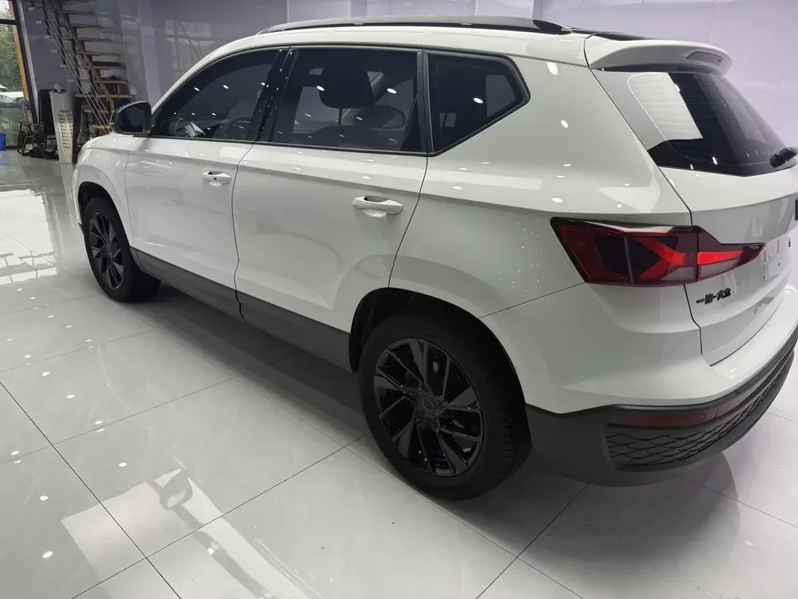 Jetta VS5