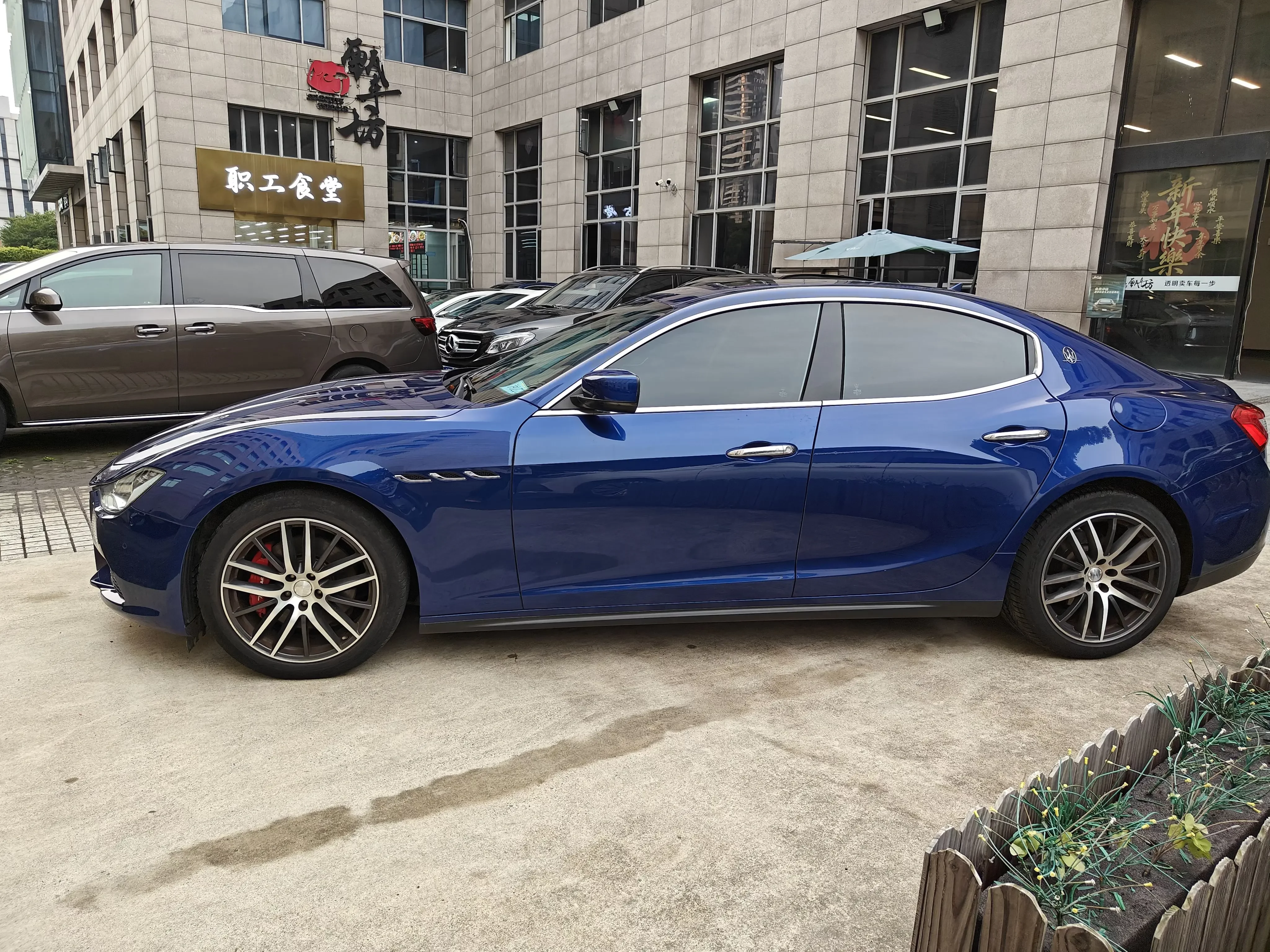 Maserati Ghibli