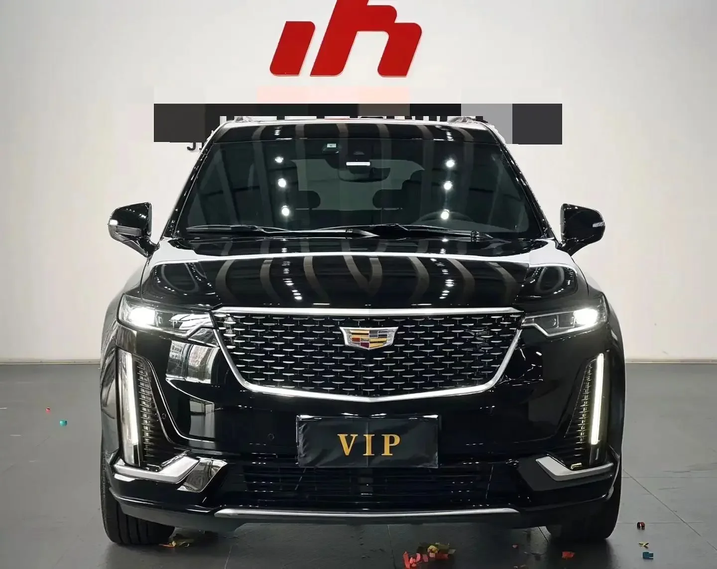 Cadillac XT6