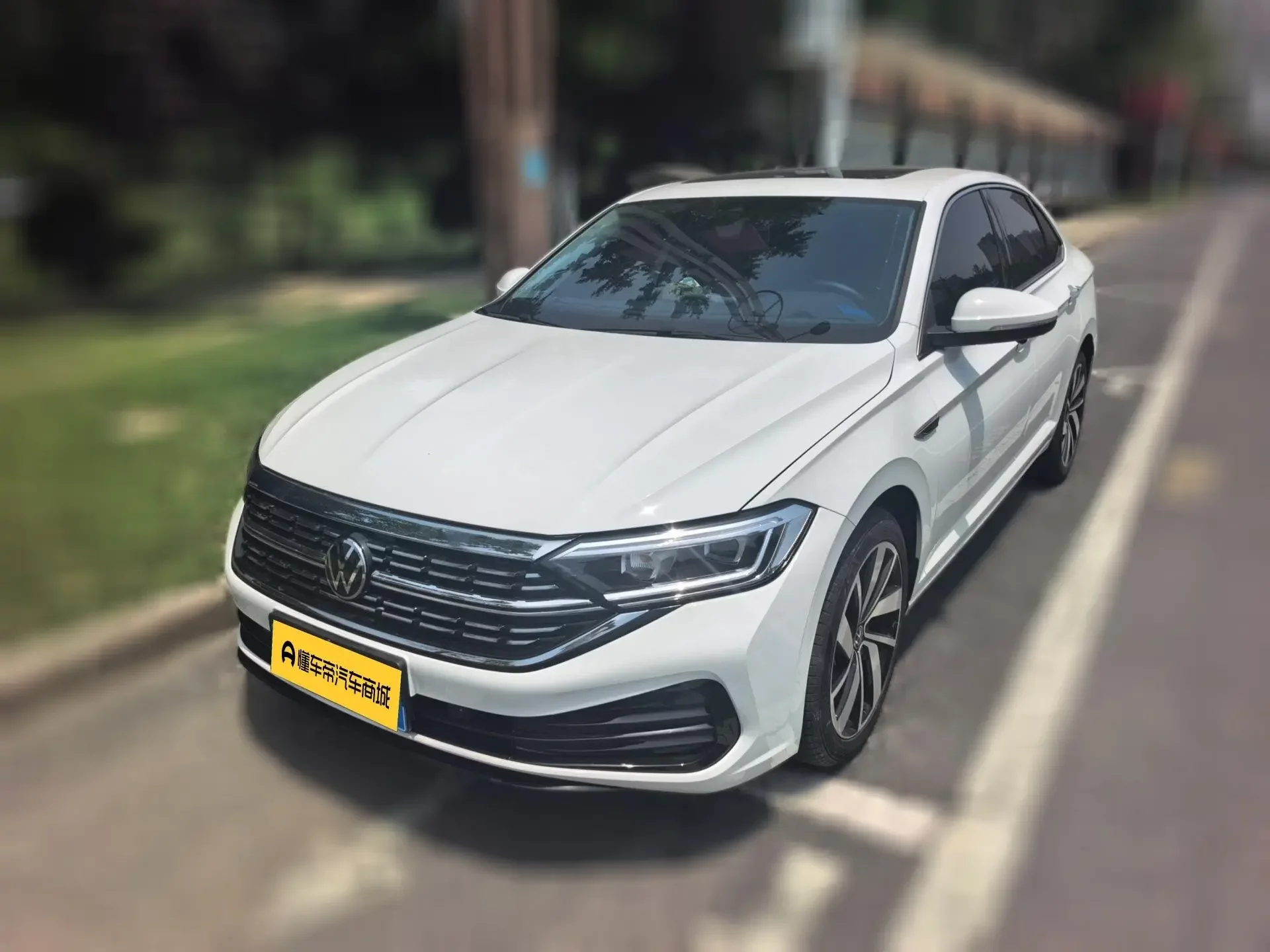 Volkswagen Sagitar