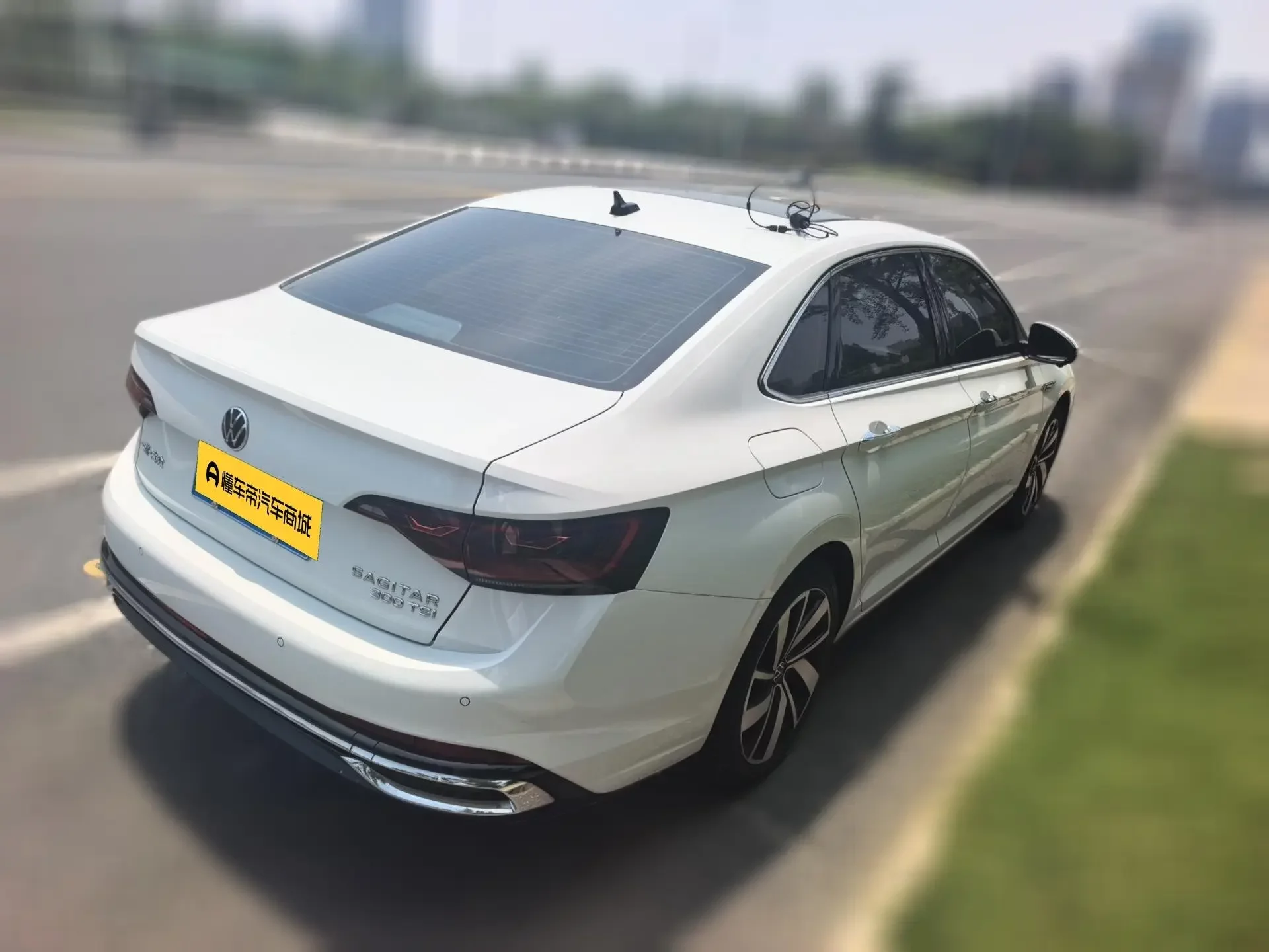 Volkswagen Sagitar