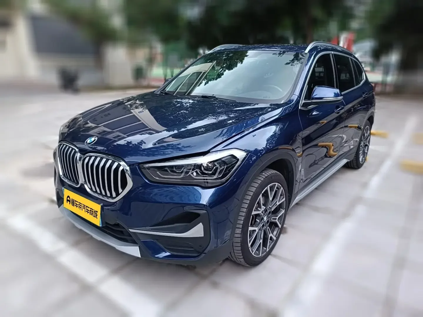 BMW X1