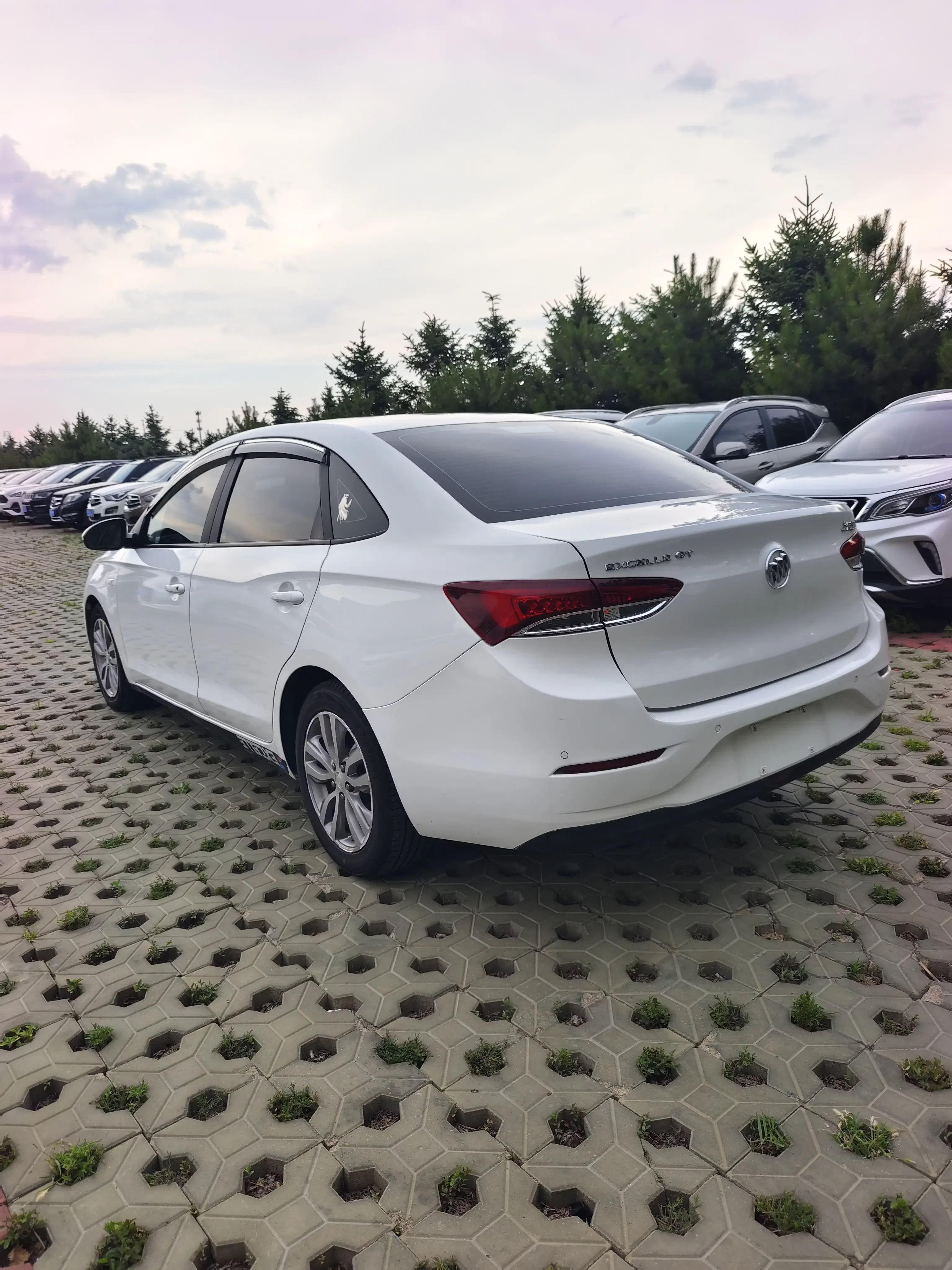 Buick Yinglang