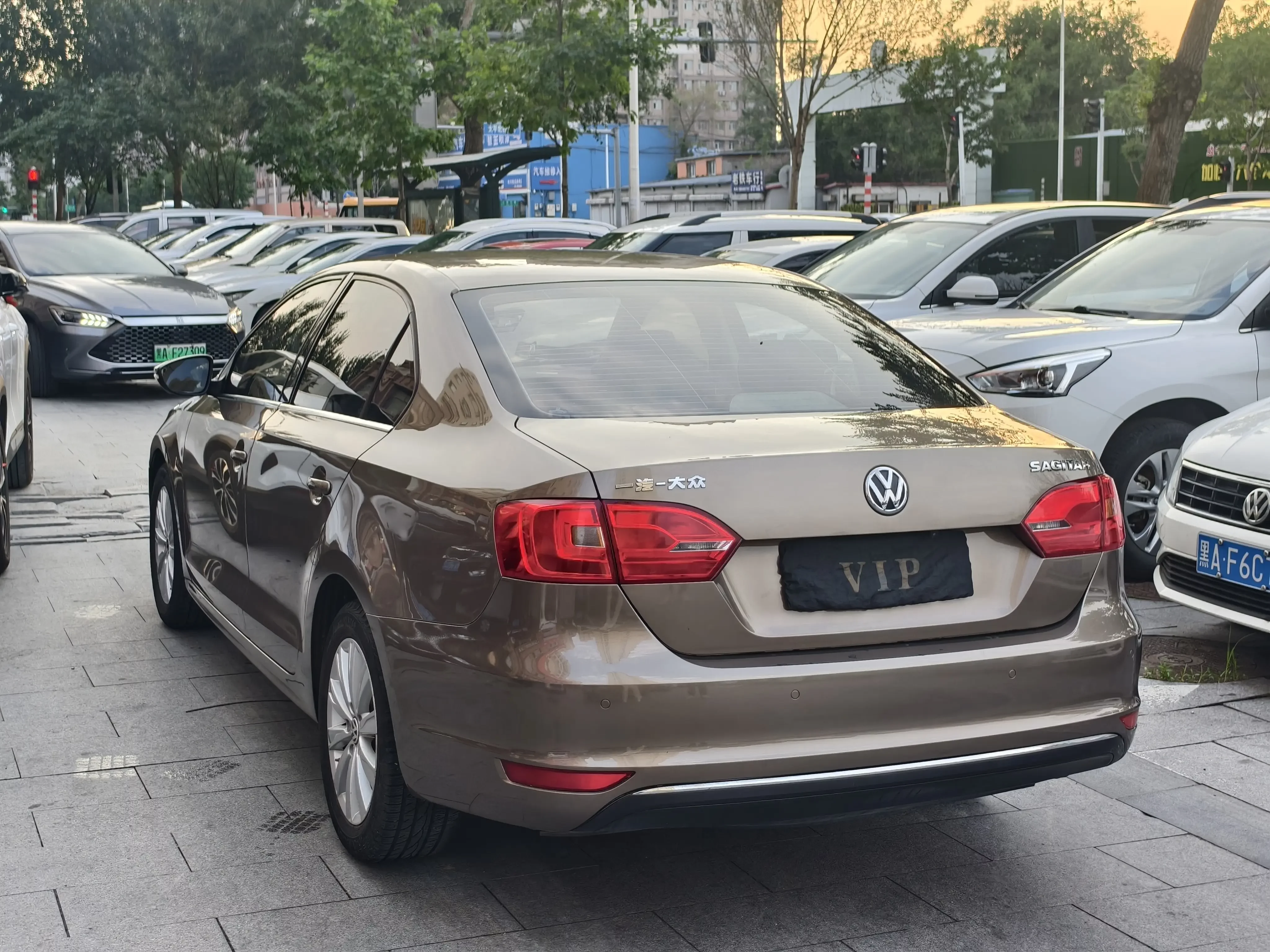 Volkswagen Sagitar