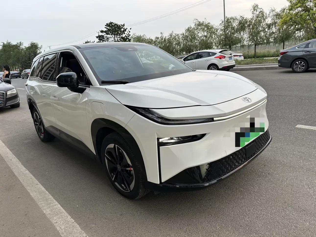 Toyota Bozhi 3X