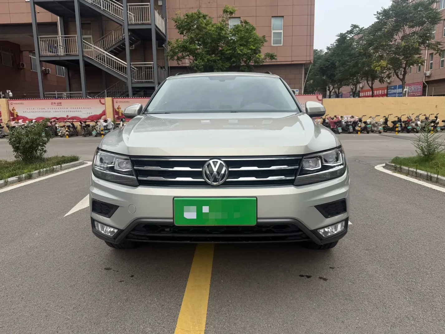 Volkswagen Tiguan L