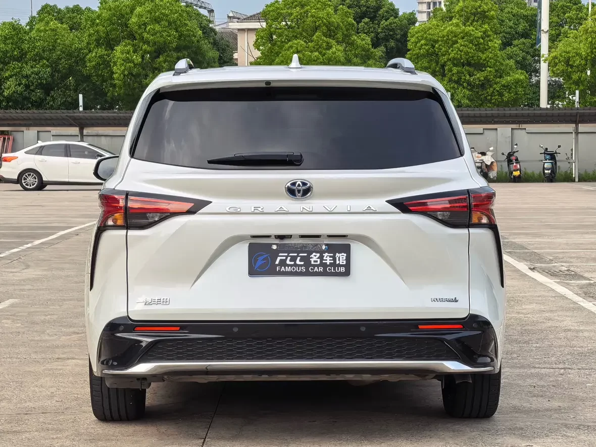 Toyota Granvia
