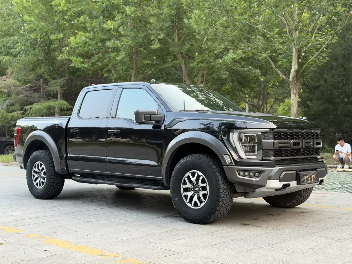 Ford F-150 Raptor