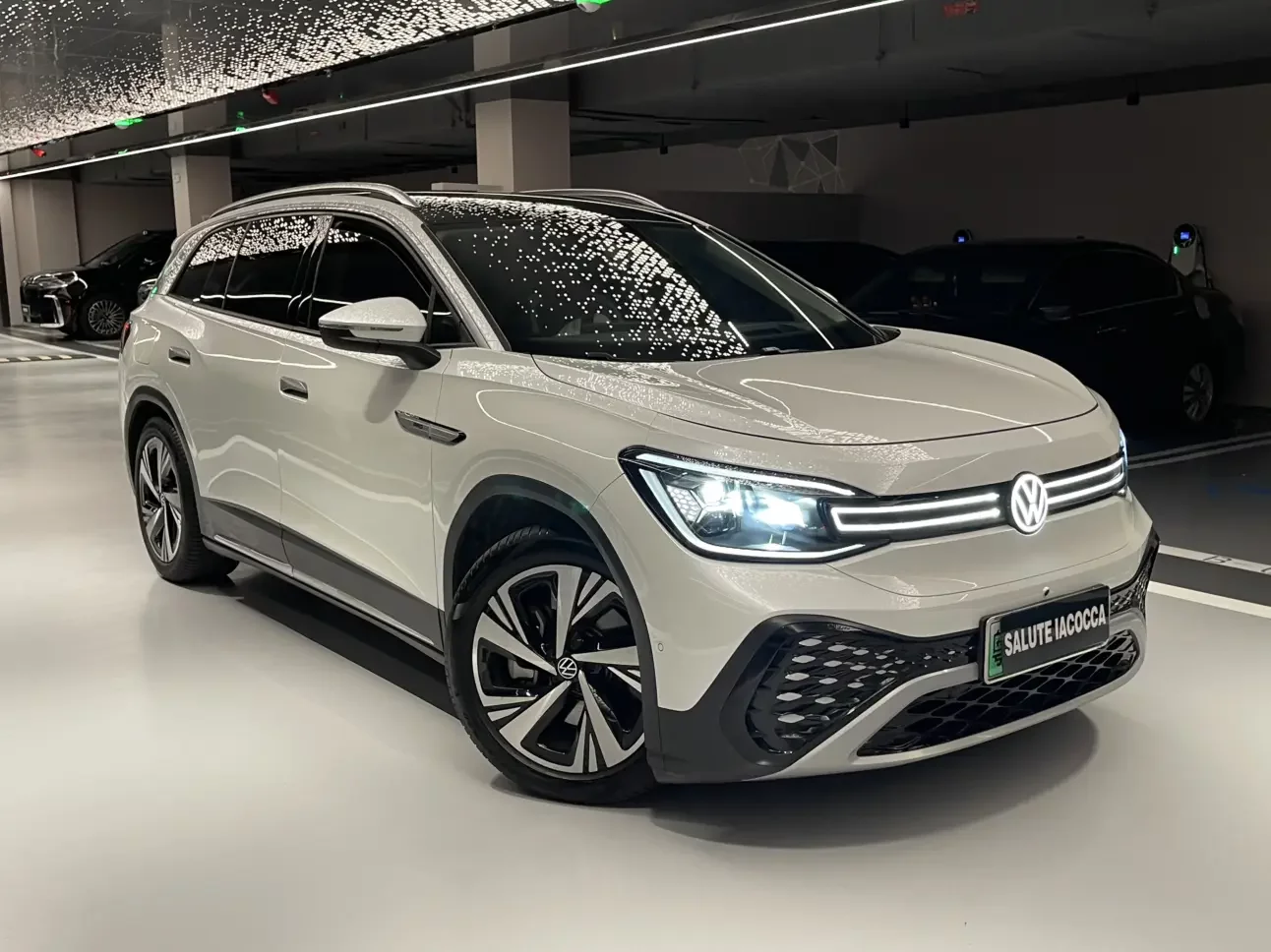 Volkswagen ID.6 CROZZ